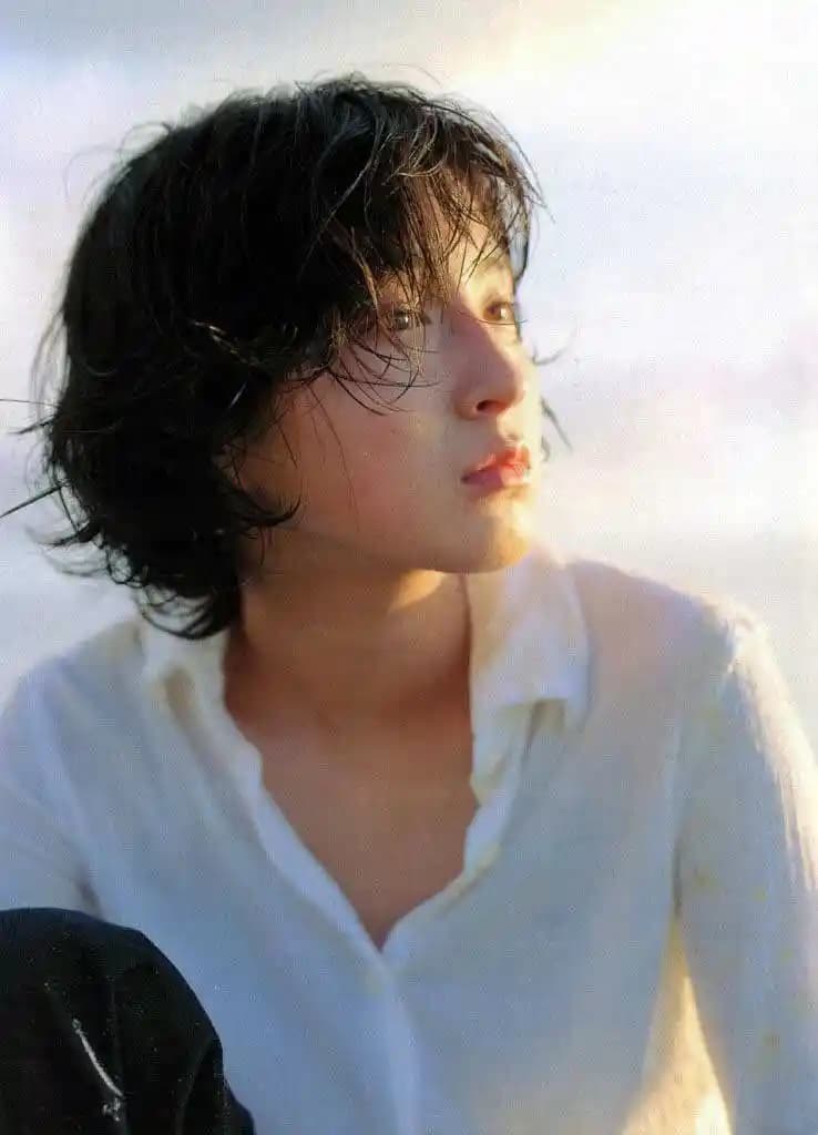 Gyaru Makyaj Stili ve Kullanılan Ürünlerle Canlı Japon Moda Akımı