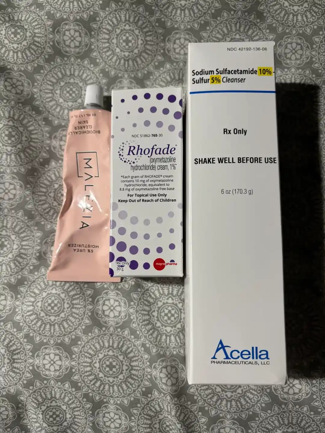 Sulfacetamide ve Sülfür İçeren Ürünlerle Seboreik Dermatit ve Kızarıklık Yönetimi Yöntemleri