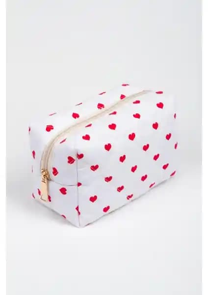 Makyaj Çantası ve Organizeri Karşılaştırması: Hangi Ürün İhtiyaçlarınıza Uygun