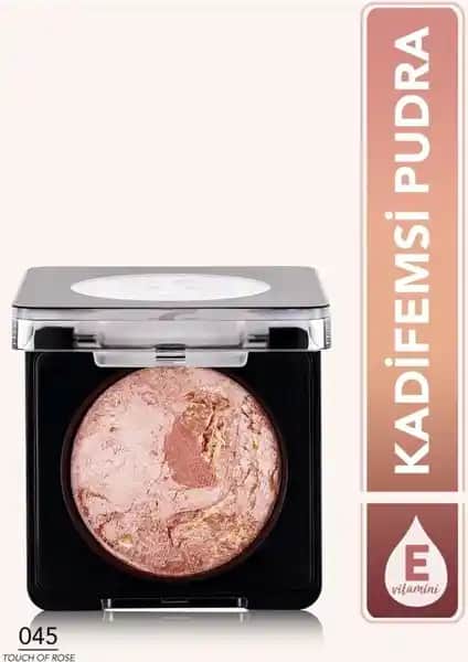 Flormar Baked Blush-On: Yüksek Pigmentasyon ve Doğal Işıltı Sunan Allık Ürünü