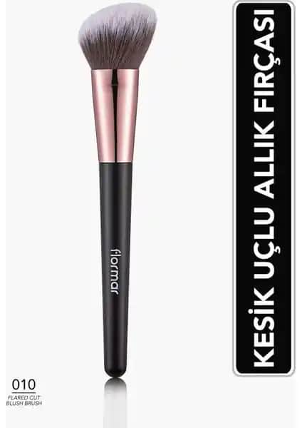 Flormar Kesik Uçlu Sentetik Allık Fırçası ile Profesyonel ve Doğal Makyaj Sonuçları