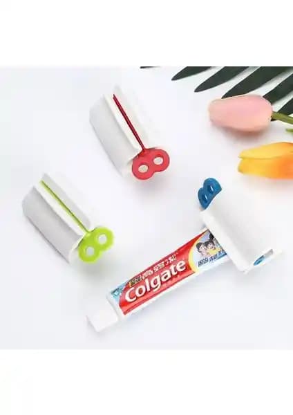 Future Marketing Çevirmeli Diş Macun Sıkacağı ile hijyenik ve pratik diş bakımı