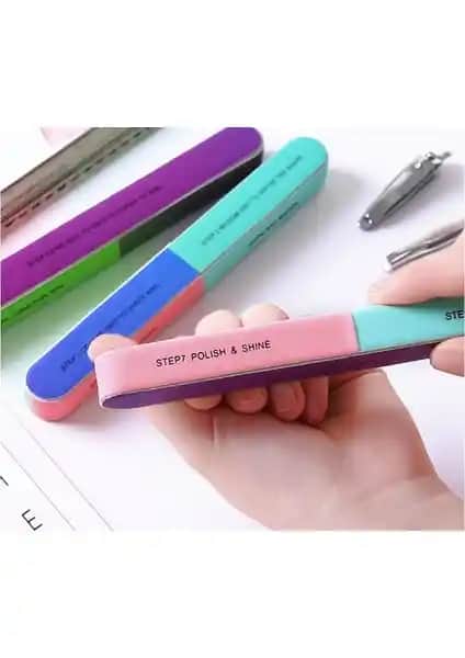 Gadget-TR 7 Aşamalı Tırnak Törpüsü: Pratik ve Taşınabilir Tırnak Bakım Çözümü