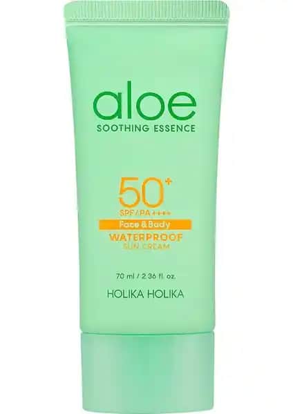 Holika Holika Aloe Soothing Essence Waterproof Güneş Kremi SPF50+ Yatıştırıcı ve Suya Dayanıklı Koruma