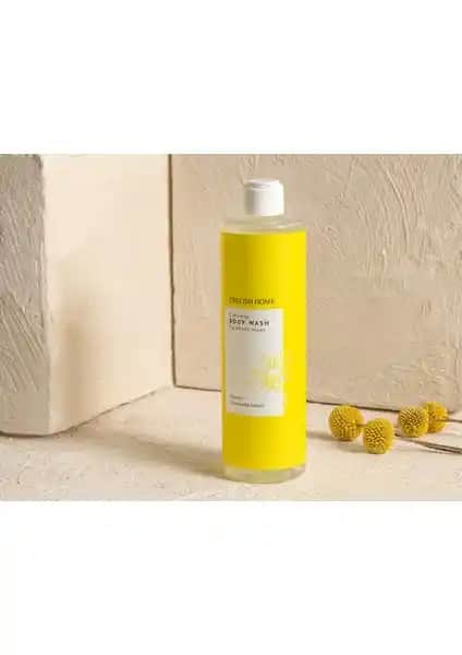 İngiliz Evi Papatya Duş Jeli: Doğal ve Ferahlatıcı Temizlik Deneyimi