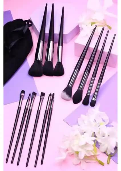 Makyaj Tutkunları İçin MUJGAN Fix 13'lü Fırça Seti Detaylı İnceleme ve Değerlendirme