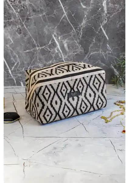 Pazar Kapısı Bohe Makyaj Çantası Düzenleyici: Şık ve Fonksiyonel Seyahat ve Günlük Kullanım İçin