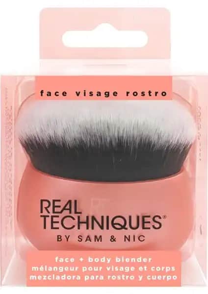 Real Techniques Face+Body Blender Foundation Fırçası: Çok Yönlü ve Dayanıklı Makyaj Fırçası