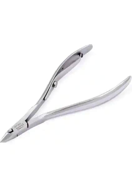 Solingen Et Pensi: Kaliteli ve Ergonomik Tırnak Bakım Seti Ürün Özellikleri ve Avantajları