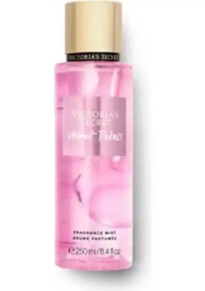 Victoria's Secret Velvet Petals Body Mist: Zarif ve Çekici Kokusuyla Günlük Kullanım İçin Ideal