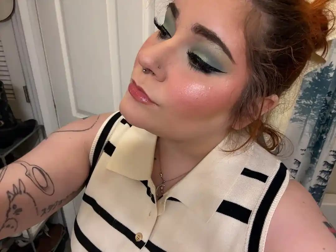 Colourpop Pokémon Paleti ile Tematik ve Yaratıcı Makyaj Deneyimi