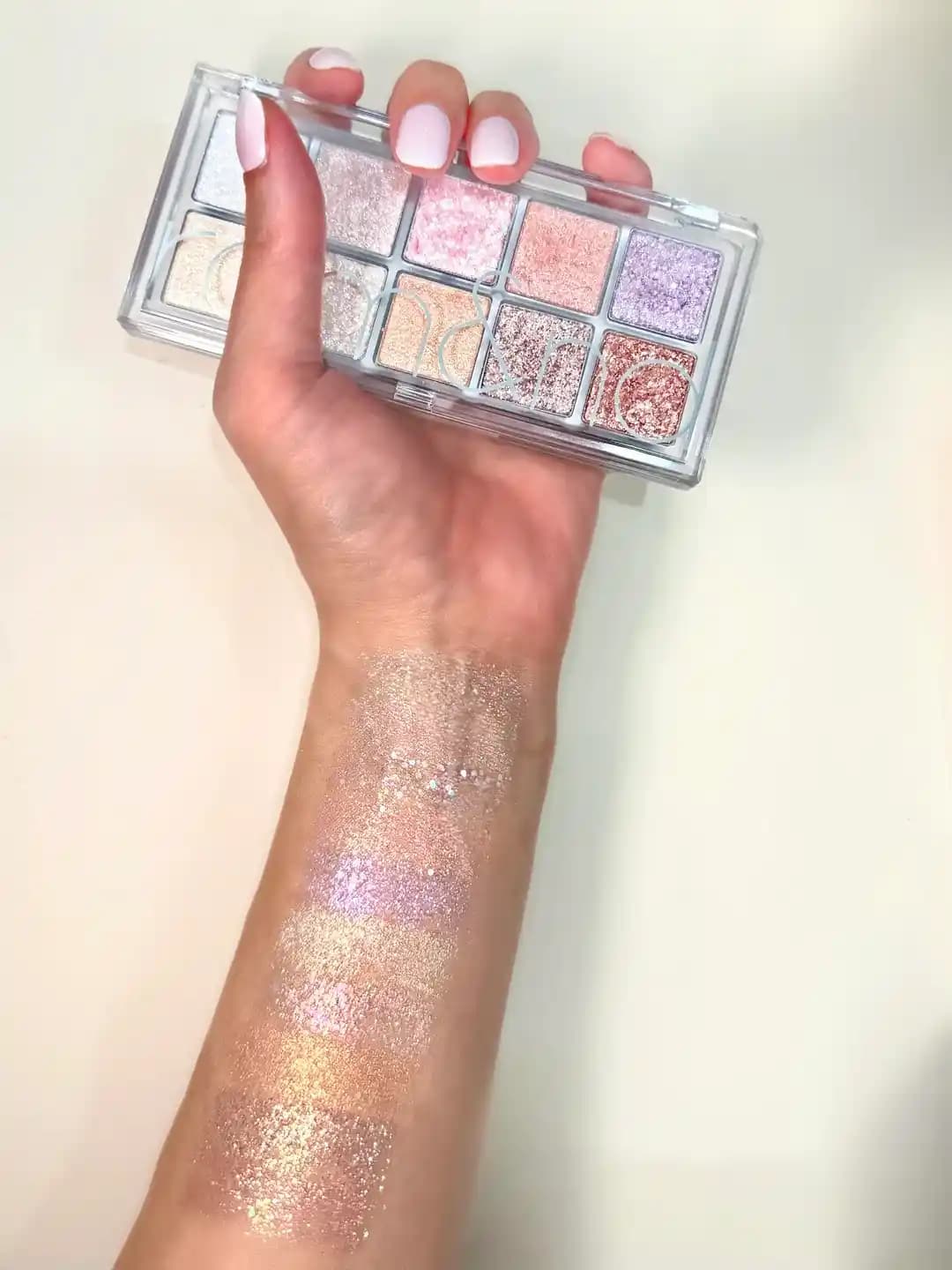 Rom&nd Better Than ve Unleashia Glitterpedia Paletleri: Özellikler ve Kullanım Rehberi