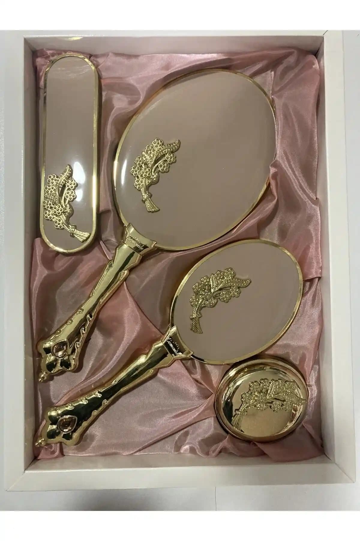 CAMOMILE Sarı Yapraklı Ayna Tarak Seti: Estetik ve Fonksiyonellik Bir Arada