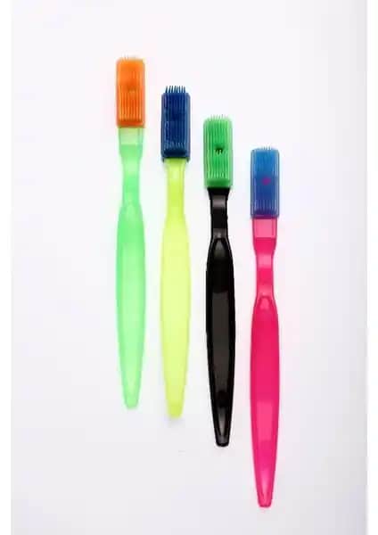 Easybrush Sihirli Diş Fırçası: Pratik ve Hijyenik Seyahat İçin Yenilikçi Çözüm