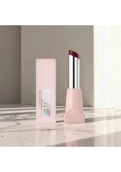 Maybelline New York Lifter Glaze Shea Yağı ve Hyalüronik Asit İçeren Renkli Dudak Balmı 08 Acai Glaze