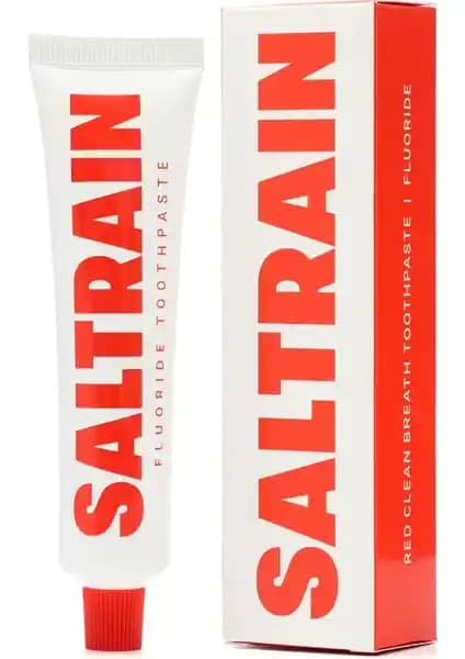 Saltrain Florürlü Diş Macunu: Güçlü ve Sağlıklı Bir Gülüş İçin Günlük Kullanım Önerileri