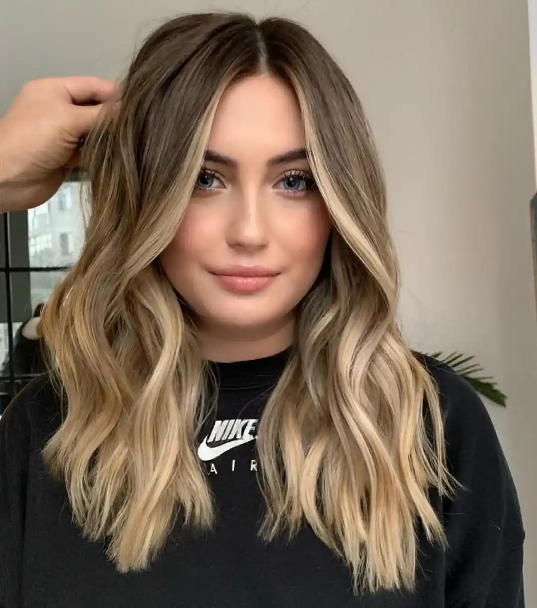 Baby Light Saç Uygulaması Nedir ve Doğal Görünüm İçin En İyi Seçenekler Nelerdir?