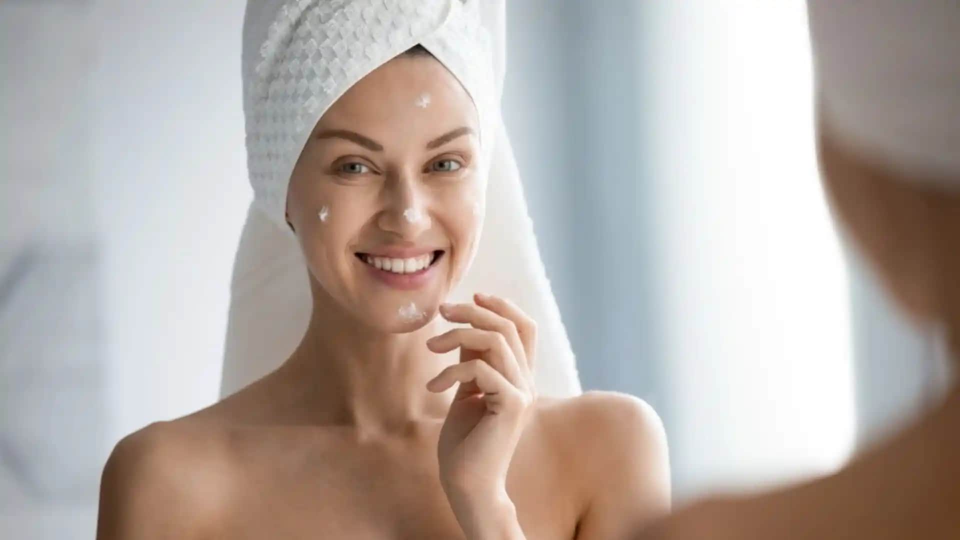 30 Yaş Sonrası Cilt Bakımı Rehberi: Yaşlanma Belirtilerini Geciktiren Etkili Rutinler