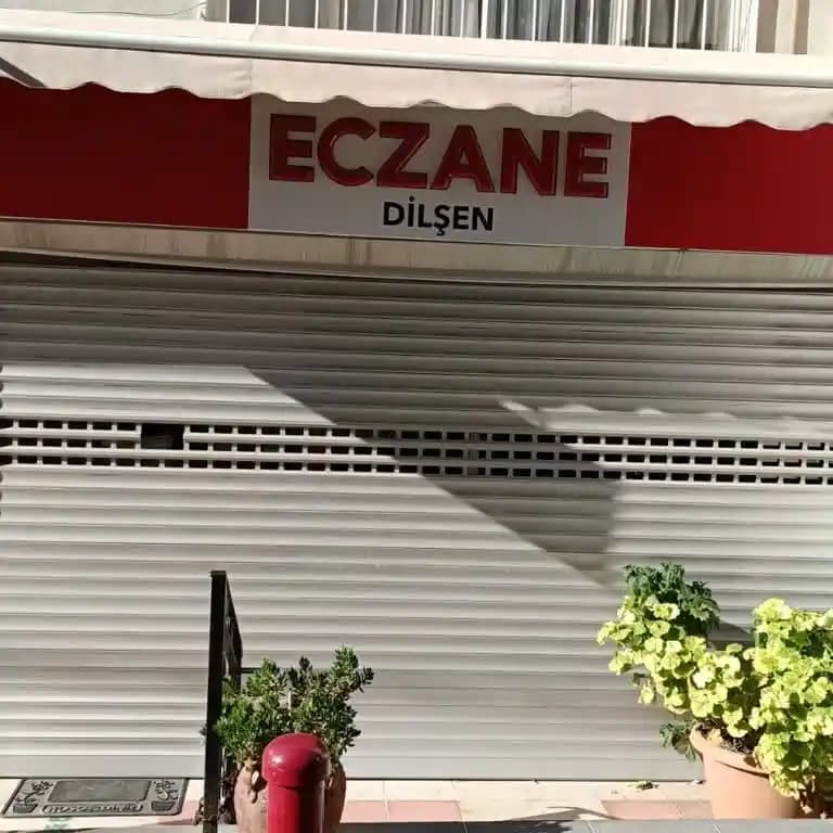 Akçaabat Eczanelerinde Güvenilir Kozmetik Ürünleri ve Sağlıklı Güzellik Yaklaşımları