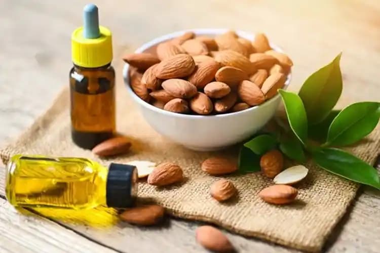 Badem Yağı Saçta Ne Kadar Kalmalı ve En Etkili Kullanım Yöntemleri