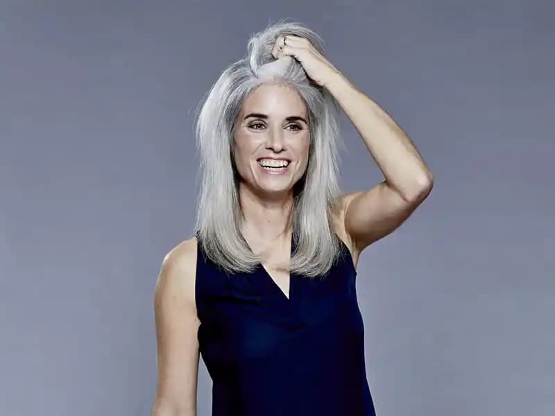 Beyaz Saçlar İçin Transparan Boya Uygulaması ve Trendleri Hakkında Bilmeniz Gerekenler