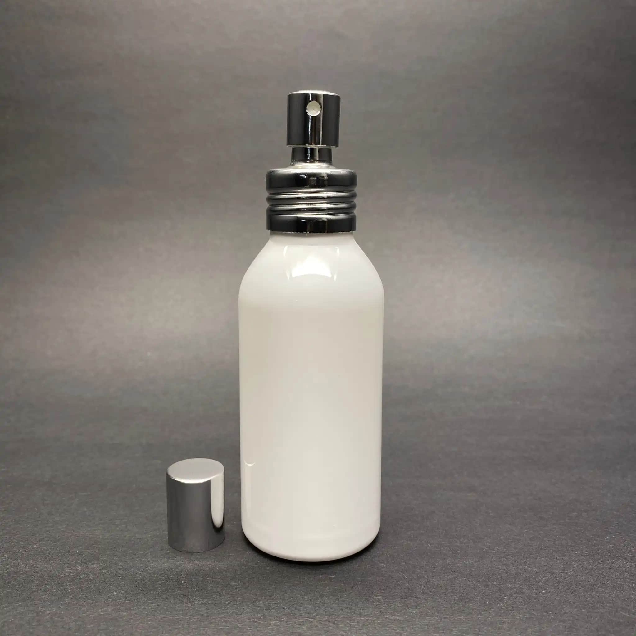 Beyaz Şişe Parfüm Seçimi ve Özellikleri: Zarif ve Saf Kokuların Dünyası