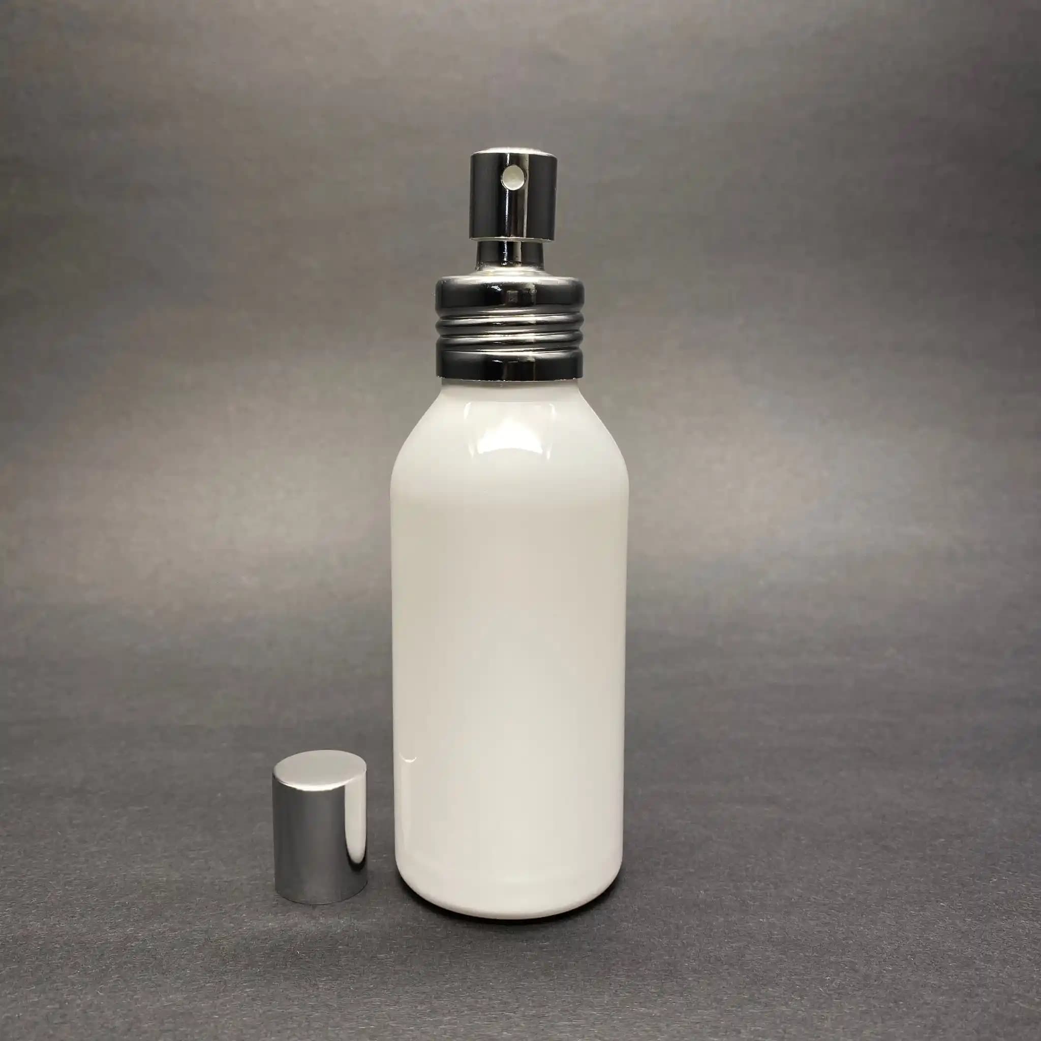 Beyaz Şişe Parfüm Seçimi ve Özellikleri: Zarif ve Saf Kokuların Dünyası