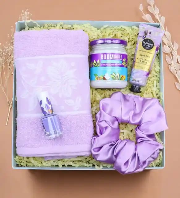 Boom Butter El ve Yüz Kremi: Doğal İçeriklerle Cilt Sağlığını Destekleyen Ürün