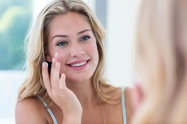 C vitamini ve cilt beyazlatma arasındaki gerçekler ve mitler üzerine kapsamlı analiz