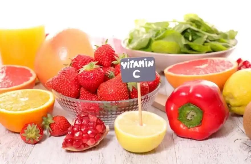 C vitamini ve cilt sağlığı: doğal güzellik için etkili takviye ve kullanım önerileri