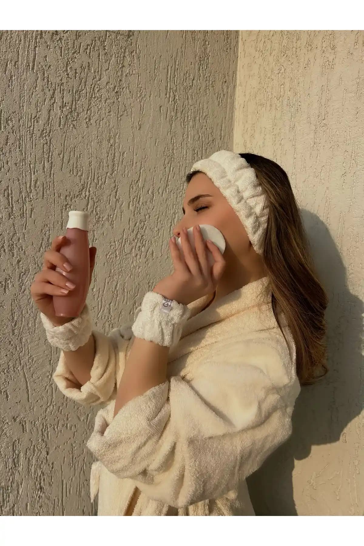 Cilt Bakım Bileklikleri: Teknoloji ve Şıklığın Birleştiği Yenilikçi Aksesuarlar