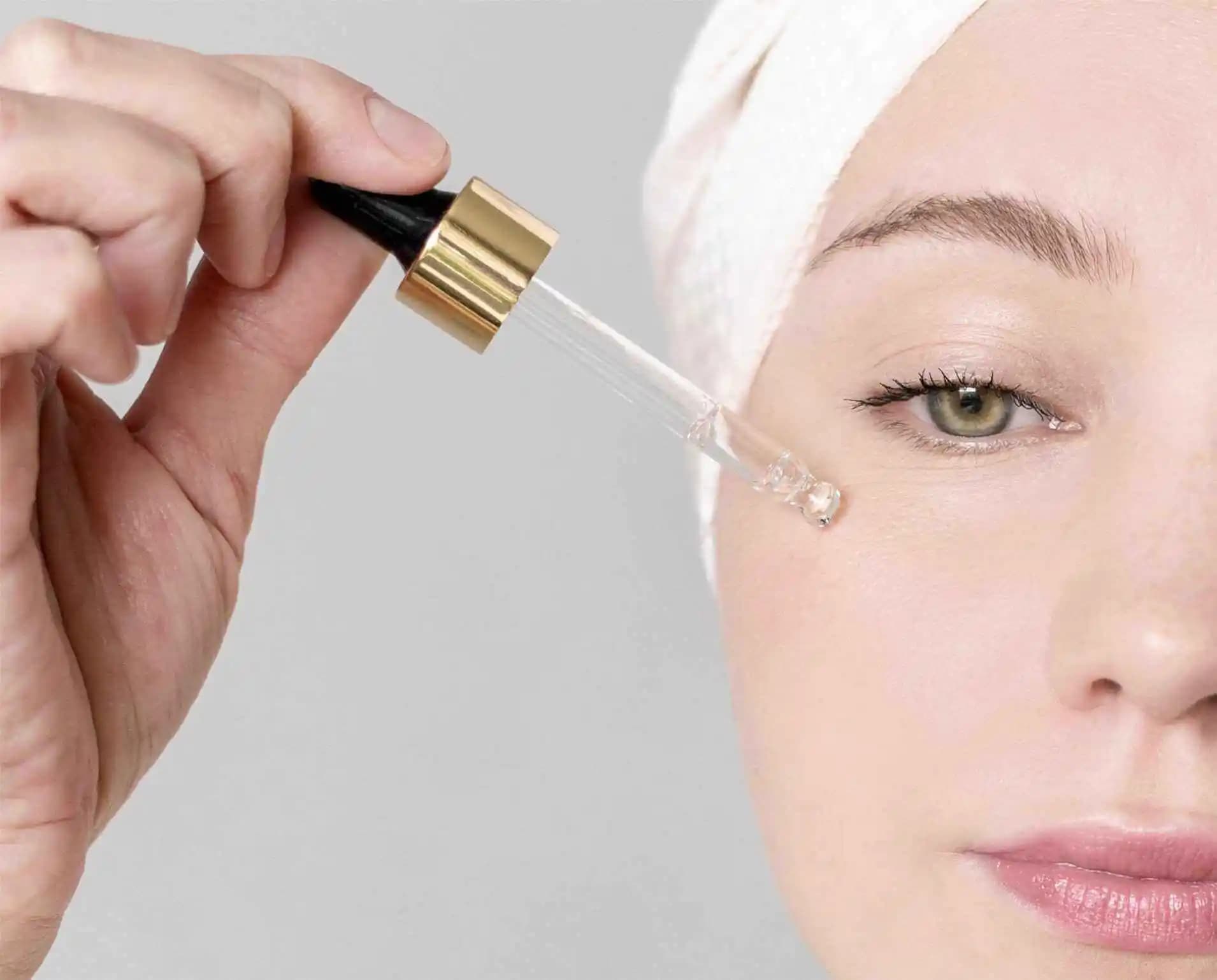 Cilt Bakımında Serum Kullanımı ve Doğru Uygulama Yöntemleri Hakkında Kapsamlı Rehber