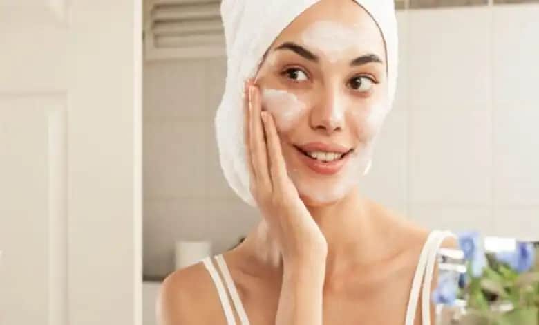 Cilt Bakımında Temel İlkeler ve Günlük Rutininizi Optimize Etmenin Yolları