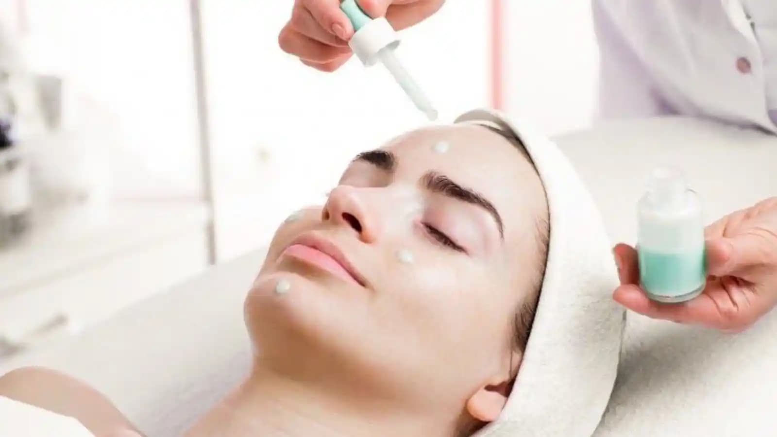 Cilt Ürünleri İçerik Analizi: Güvenilir ve Etkili Bakım İçin Bilmeniz Gerekenler