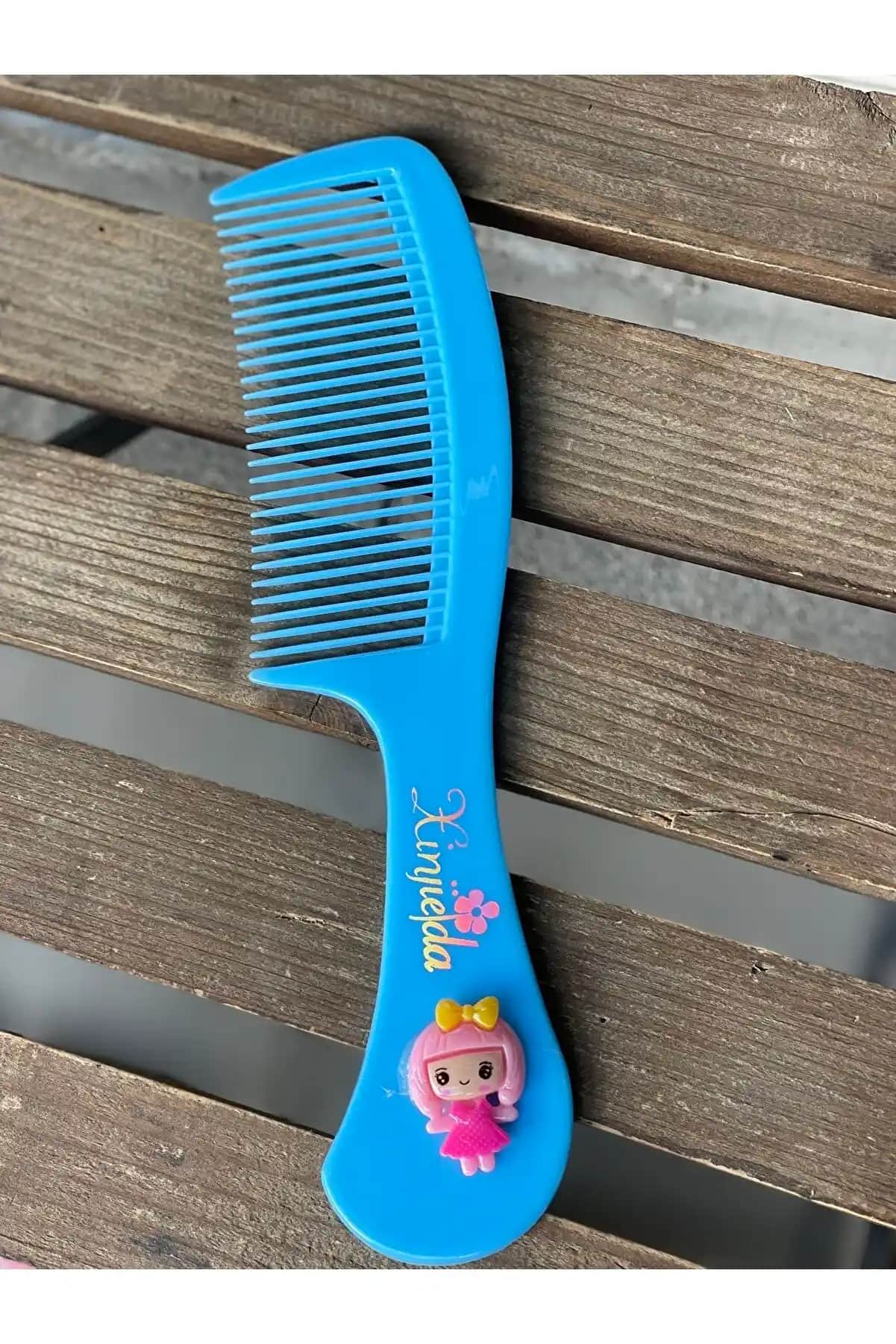 Çocuklar İçin En Uygun Tarak Seçimi ve Saç Bakımında Dikkat Edilmesi Gerekenler