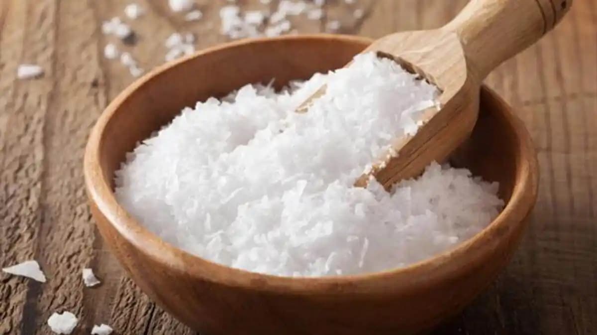 Deniz Tuzu ile Saç Sağlığını Destekleyen Doğal Bakım Yöntemleri ve Faydaları