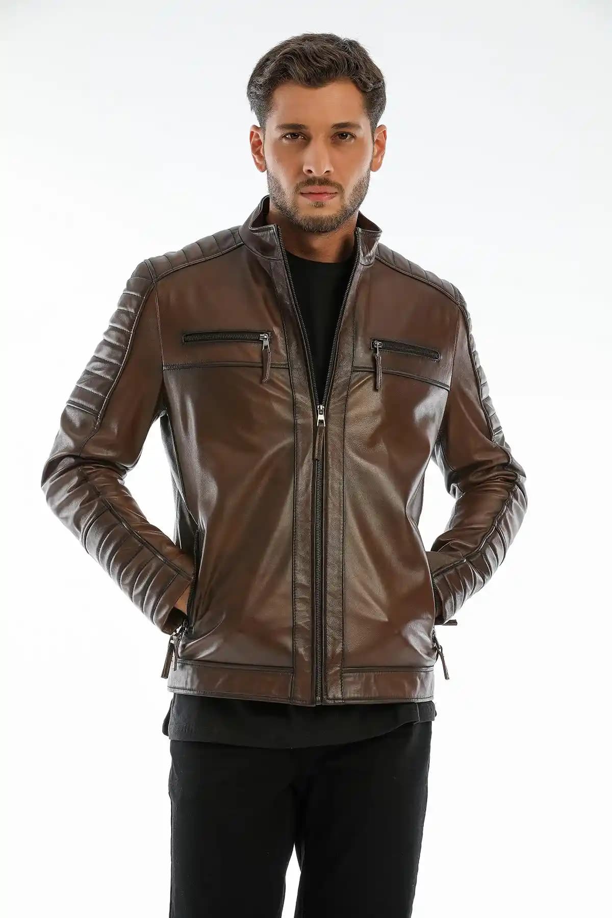 Deri Kavlaması Nedir, Belirtileri ve Güvenli Kozmetik Seçenekleri