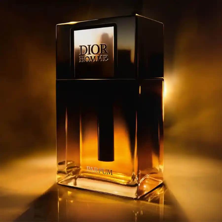 Dior Erkek Parfümleri: Şıklık ve Erkeksi İmzanın Sembolü