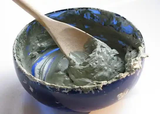 Doğal Kilin Cilt Sağlığı ve Güzellik Üzerindeki Etkileri ve Kullanım Yöntemleri