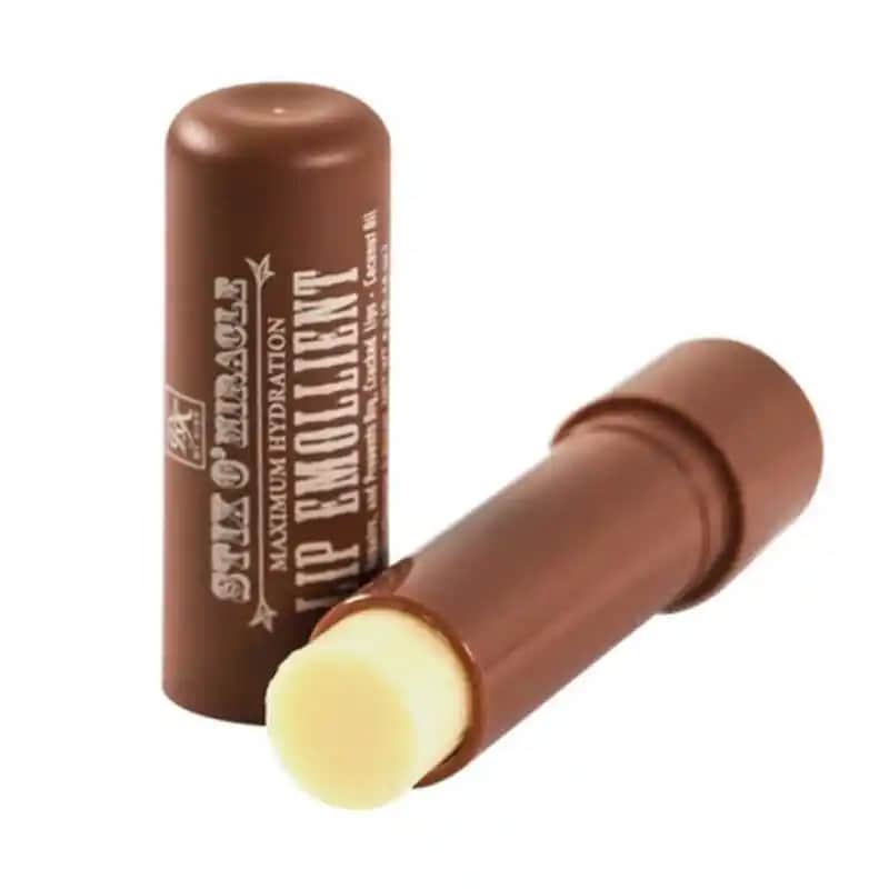 Dudak Stiği Nedir ve Makyajda Doğru Kullanım Yöntemleri