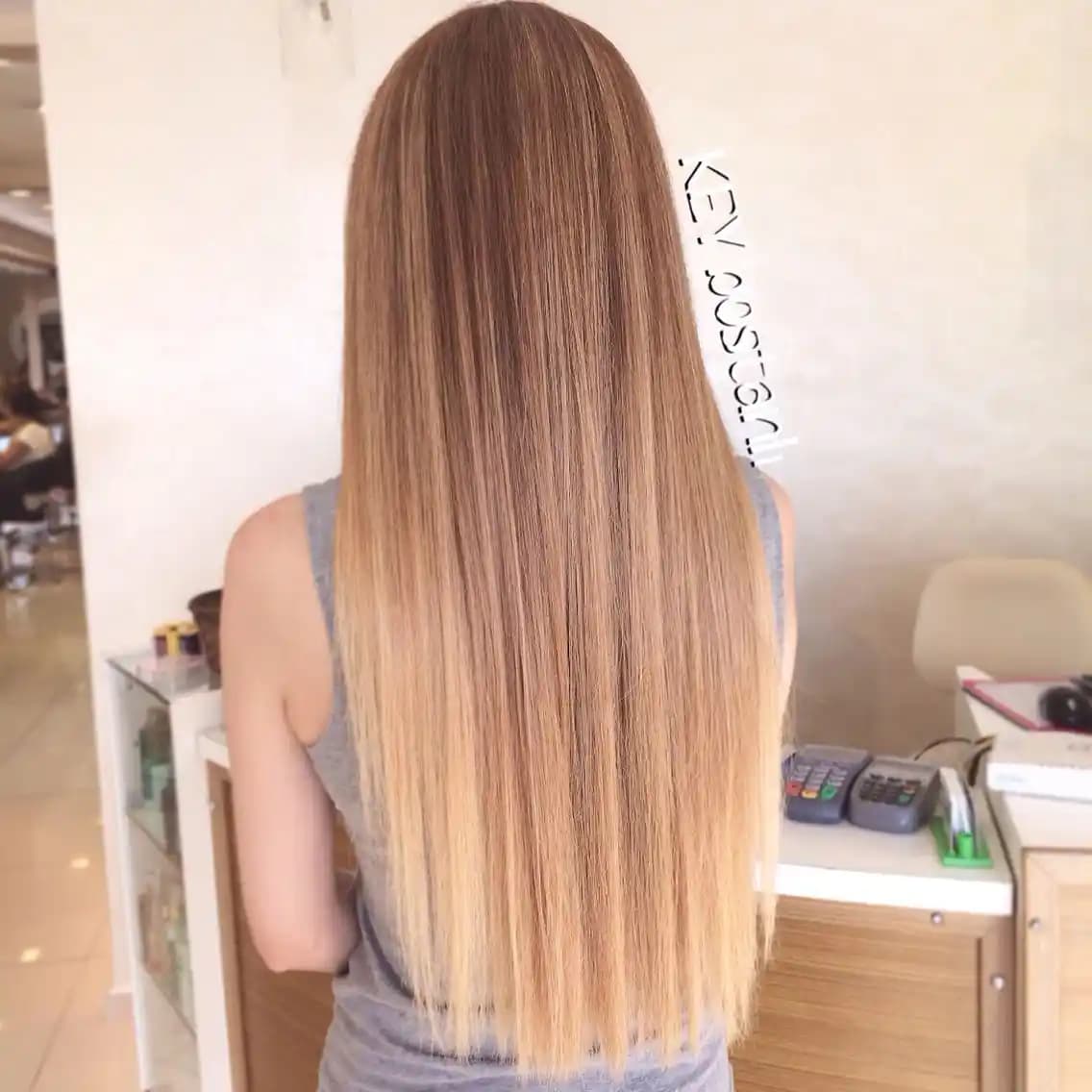 Düz Boya ve Sarı Saç Renkleri Rehberi: En Popüler Tonlar ve Bakım İpuçları