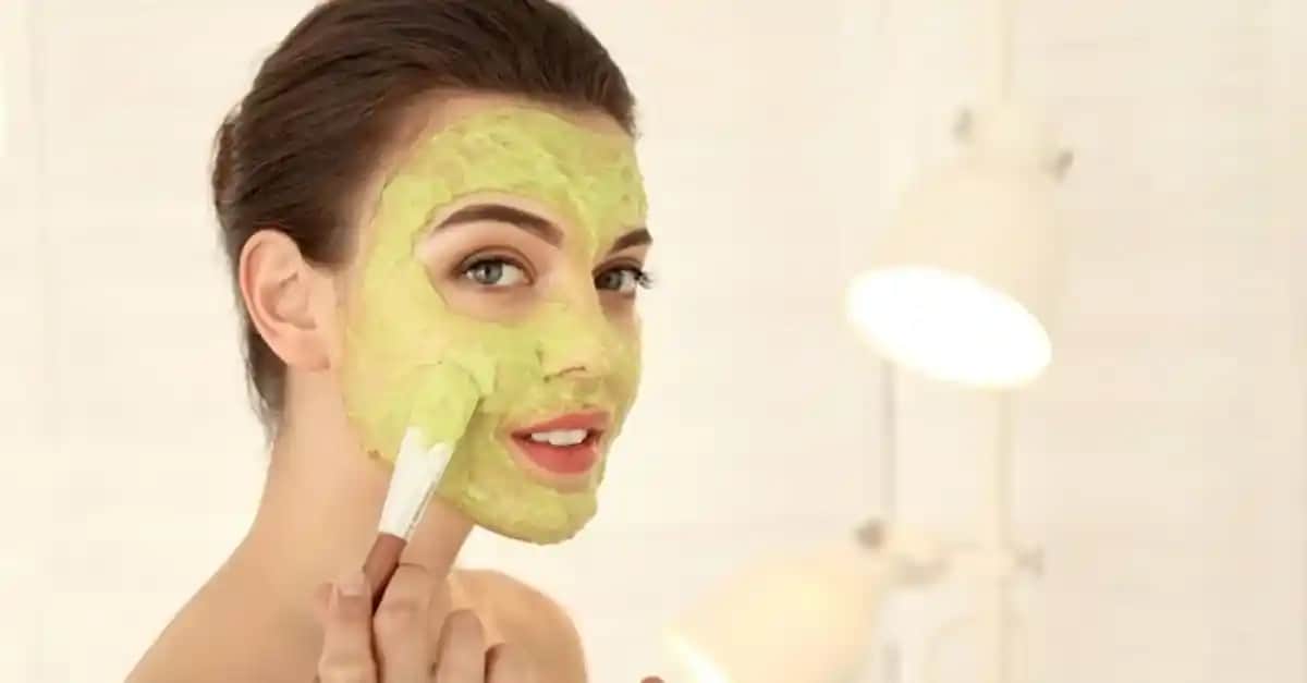 En İyi Sivilce Maskeleri: Doğru Seçim ve Uygulama İpuçları