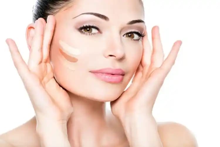 Esmer Tenler İçin Uygun BB Krem Tonları ve Doğru Seçim Rehberi