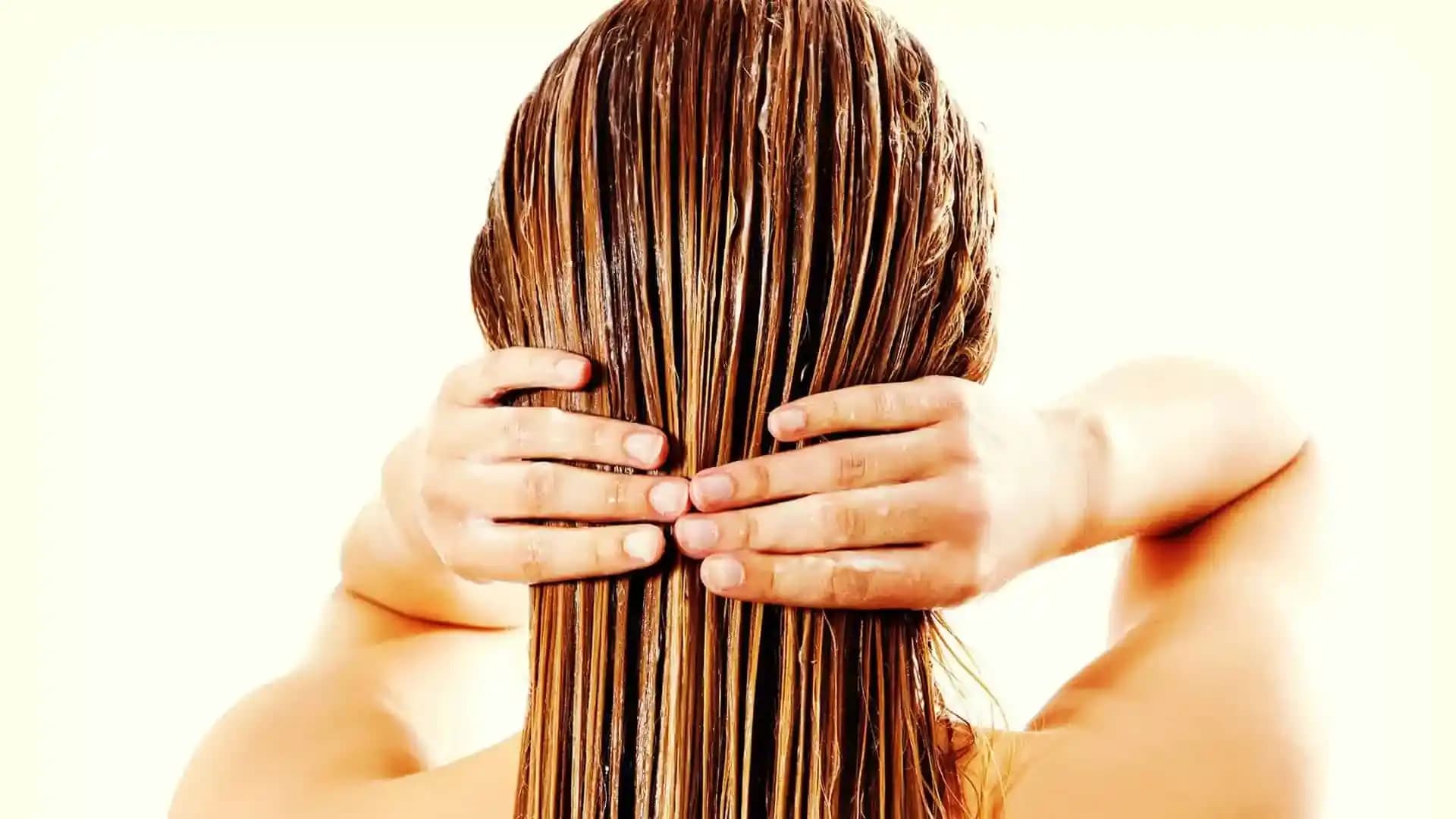 Evde Doğal Saç Maskeleriyle Sağlıklı ve Parlak Saçlara Kavuşun