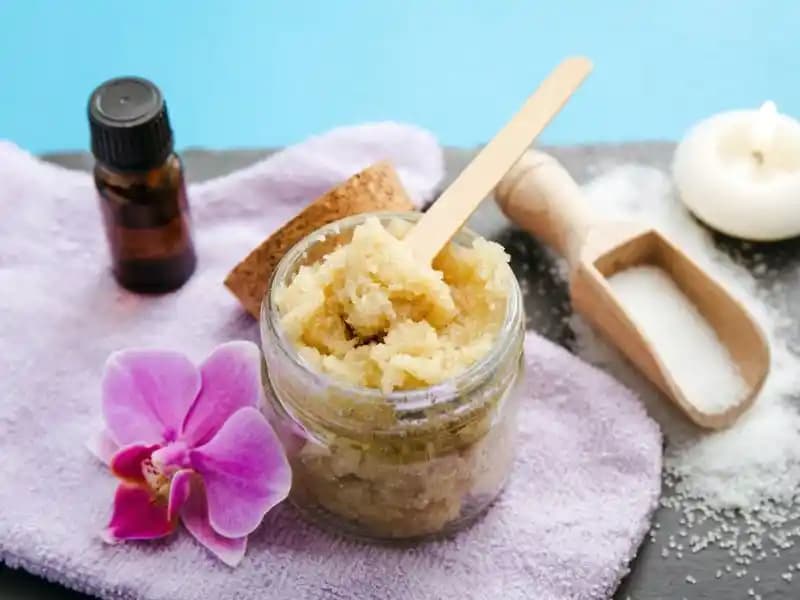 Evde Vücut Peelingleri ile Batıklarla Mücadele ve Cilt Sağlığını Destekleme Rehberi