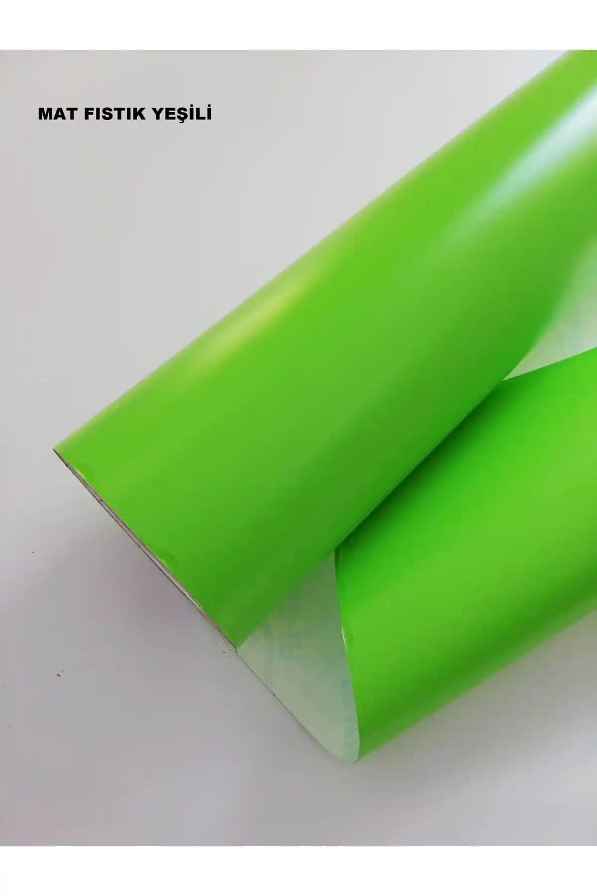 Fıstık Yeşili Oje Trendleri: Doğal ve Canlı Renklerle Şıklığı Yakalayın