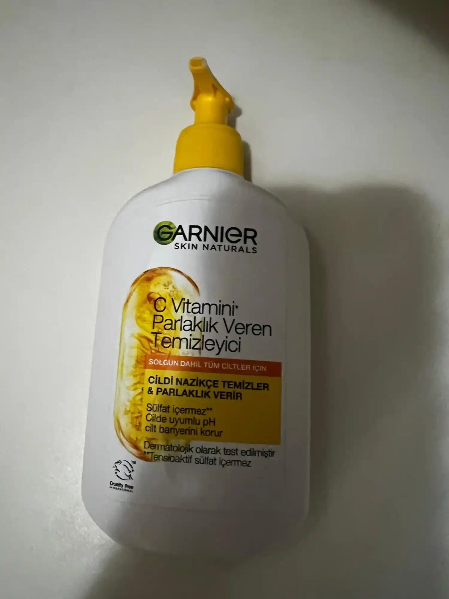 Garnier C Vitaminli Yüz Yıkama Jeli: Cilt Temizliği ve Parlaklık İçin Etkili Çözüm