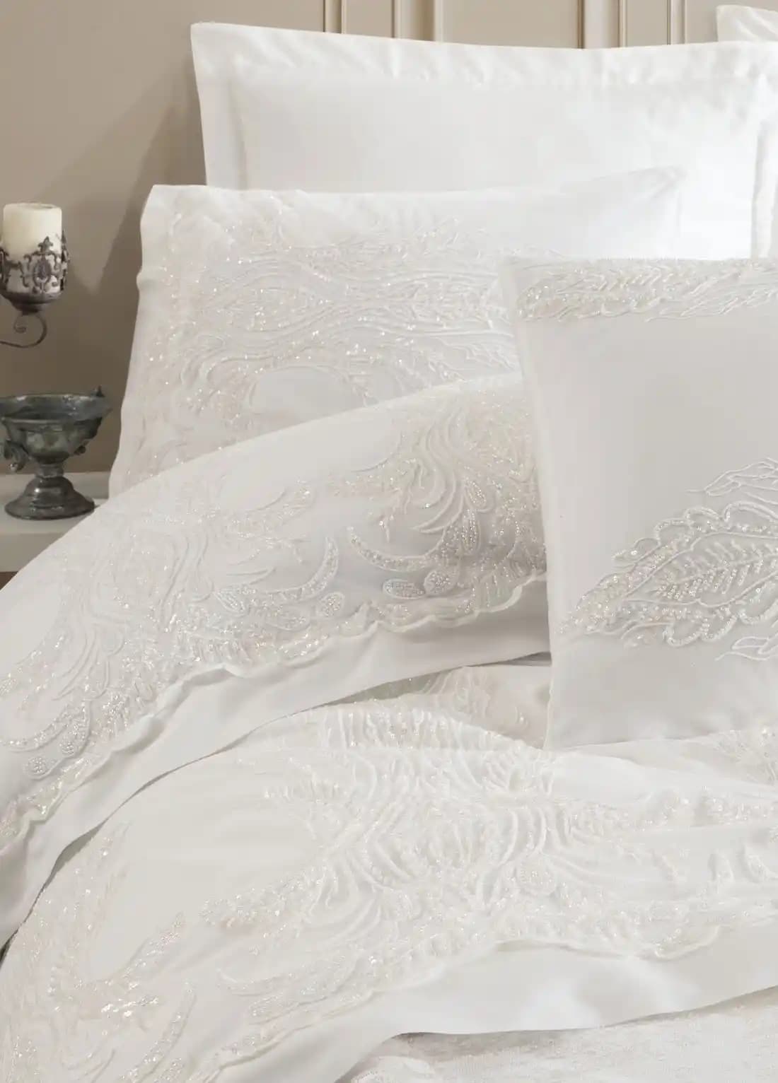 Gelin Setleri: Düğün Hazırlıklarınız İçin En İyi Seçenekler ve İpuçları