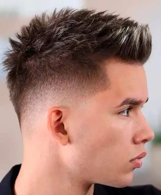 Gençler İçin En Güncel ve Çekici Saç Modelleri Rehberi