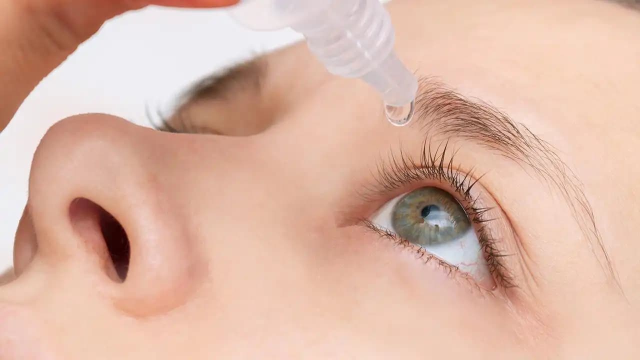 Göz Kenarı Kuruluğu Nedenleri ve Etkili Bakım Yöntemleri Hakkında Bilgi